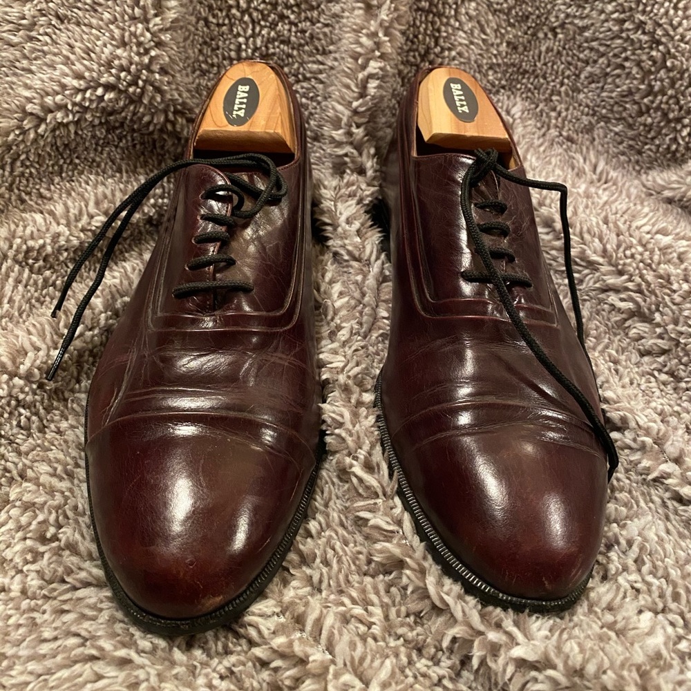 Men’s Bally shoes in amazing condition